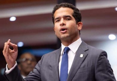 Senado rechazó propuesta de Omar Fernández para indexar salarios hasta RD$52,000